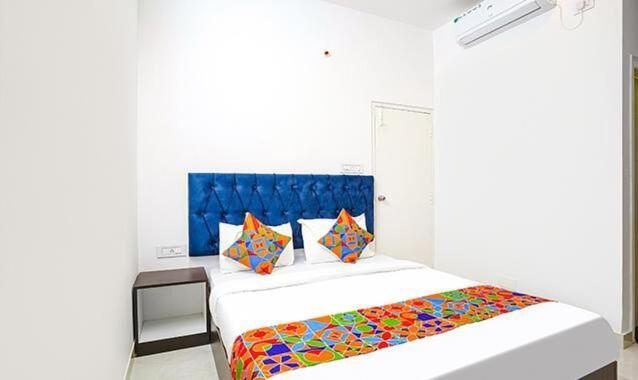 Hotel Sunroof Suites บังกาลอร์ ภายนอก รูปภาพ